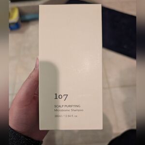 107 Scalp Purifying Shampoo